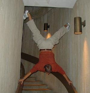 fwhandstand9.jpg